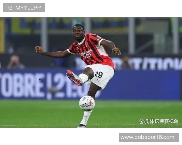 加拉塔萨雷高层将与米兰洽谈福法纳转会事宜米兰要价至少四千万欧元