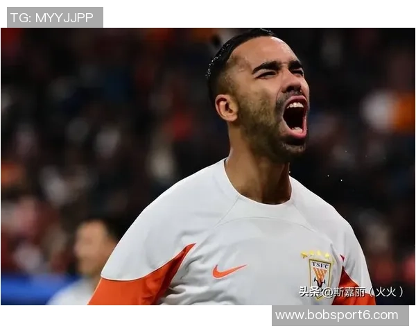 德尔加多错失反击机会被替换下场情绪低落引发关注