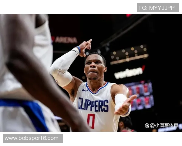 KD迟到祝福威少成历史PG得分王你注定将入名人堂的辉煌旅程 KD迟到祝福威少成历史PG得分王你注定将入名人堂的辉煌旅程