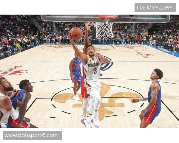 南斯表现起伏10投仅中2罚球稳健贡献11分并抢下5个前板与3次抢断